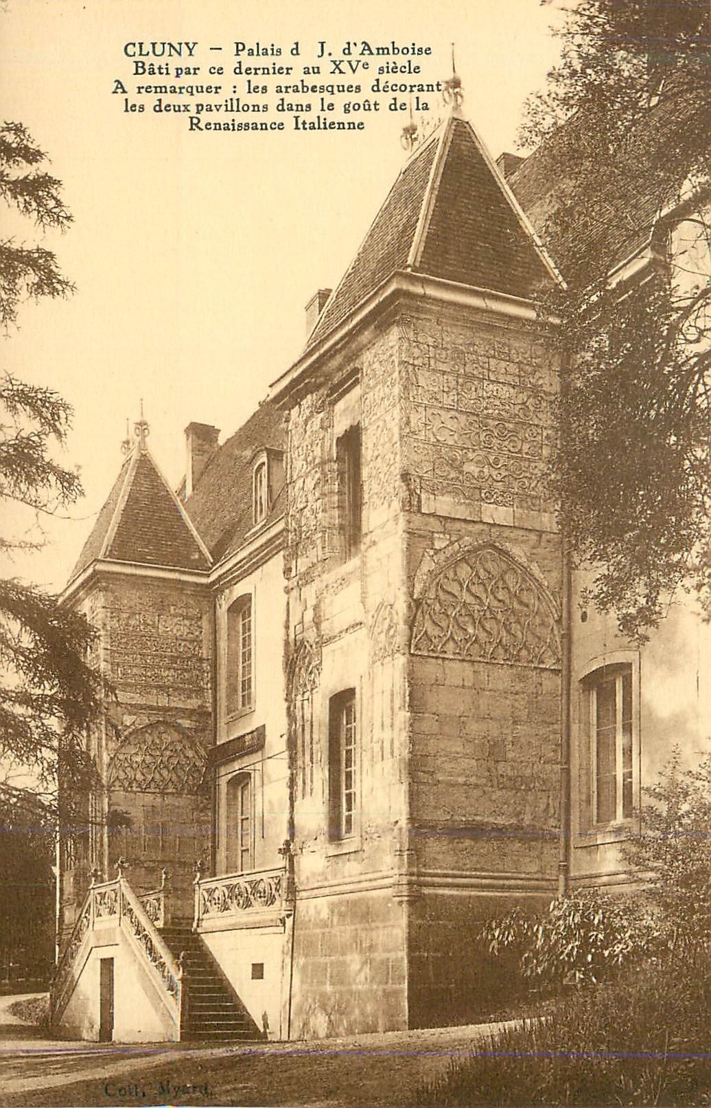 CPA Cluny palais de j d amboise bati par ce dernier au xv siecle