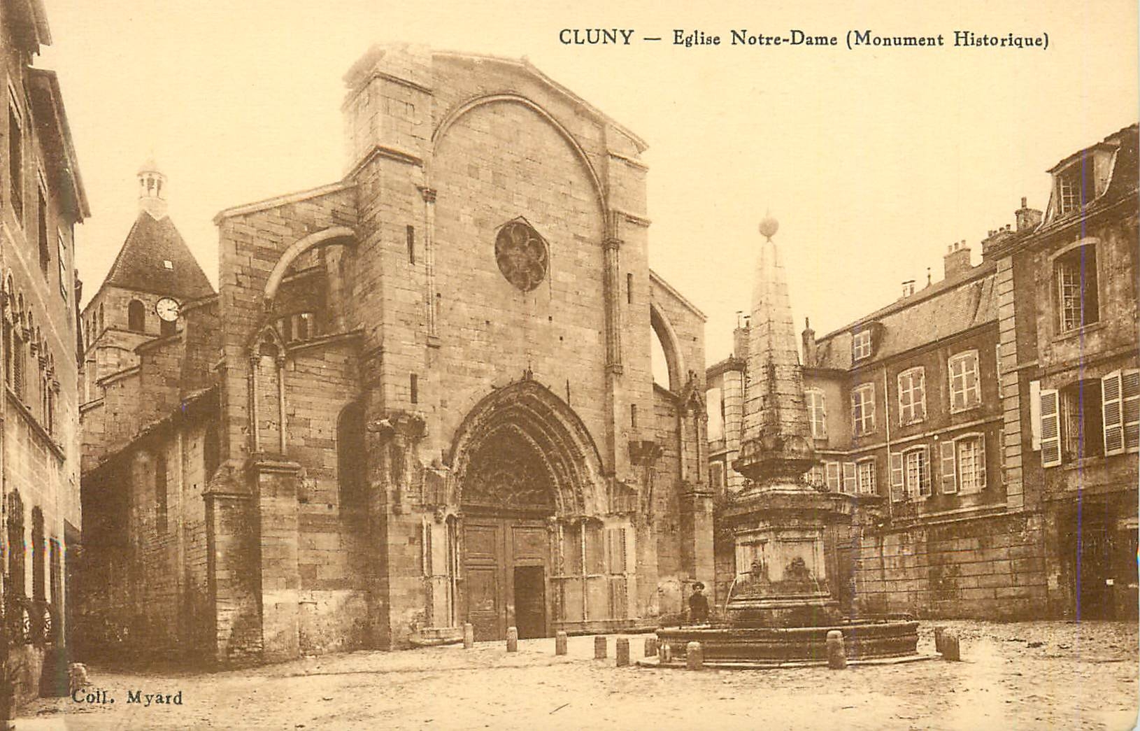 CPA Cluny eglise notre dame(monument historique)