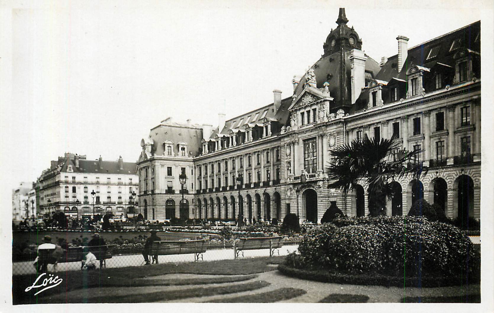 CPM 103 rennes palais du commerce et jardins sur la vilaine (martenot et leray architectes)