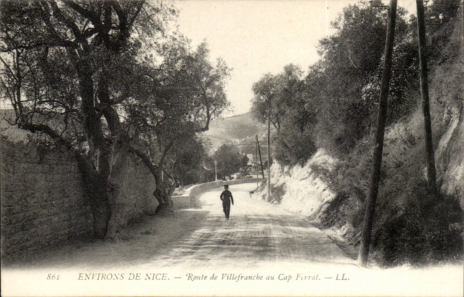 Surroundings of Nice - Road of Villefranche to the Cape Ferrat - CPA