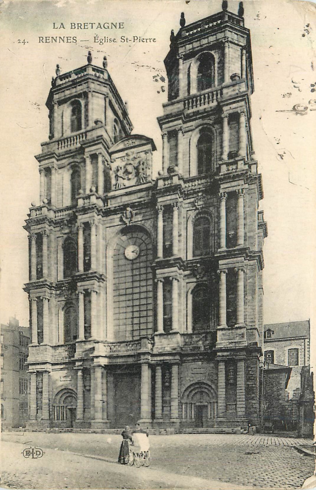 CPA Rennes Eglise St Pierre 
