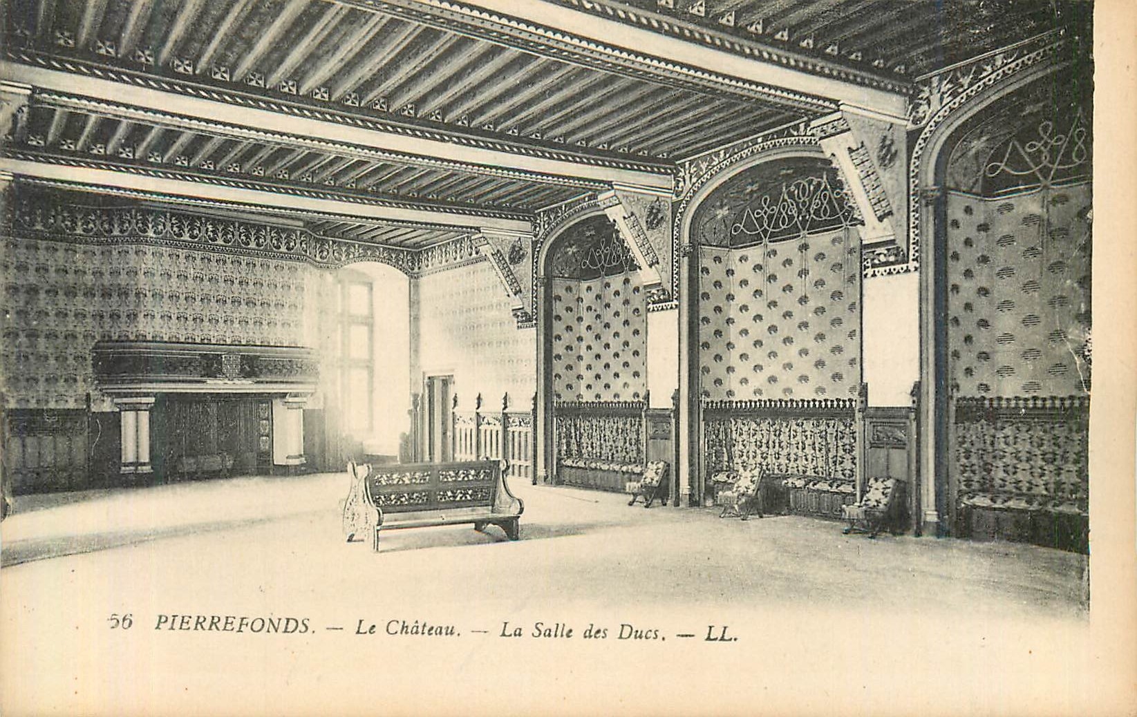 CPA Pierrefonds Le Chateau La Salle des Ducs