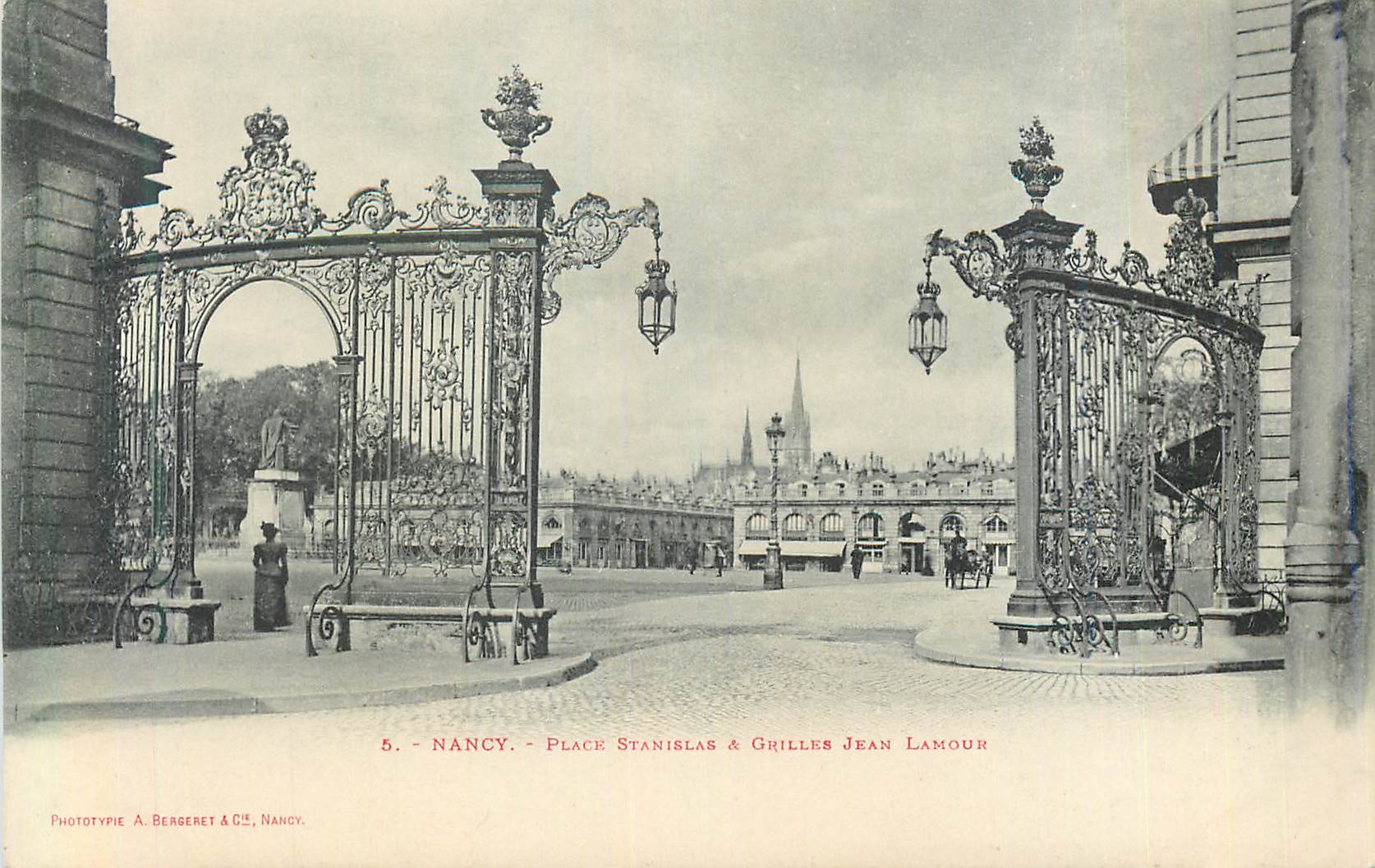 CPA Nancy Place Stanislas & Grilles Jean Lamour