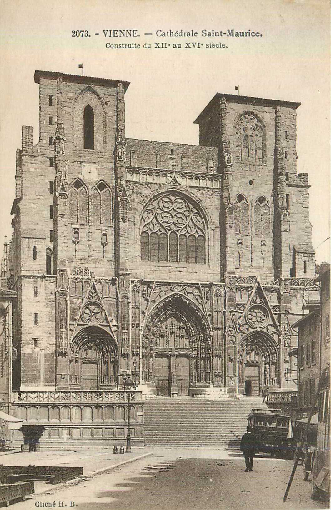CPA Vienne Cathedrale Saint Maurice Construite du XIIe au XVIe Siecle