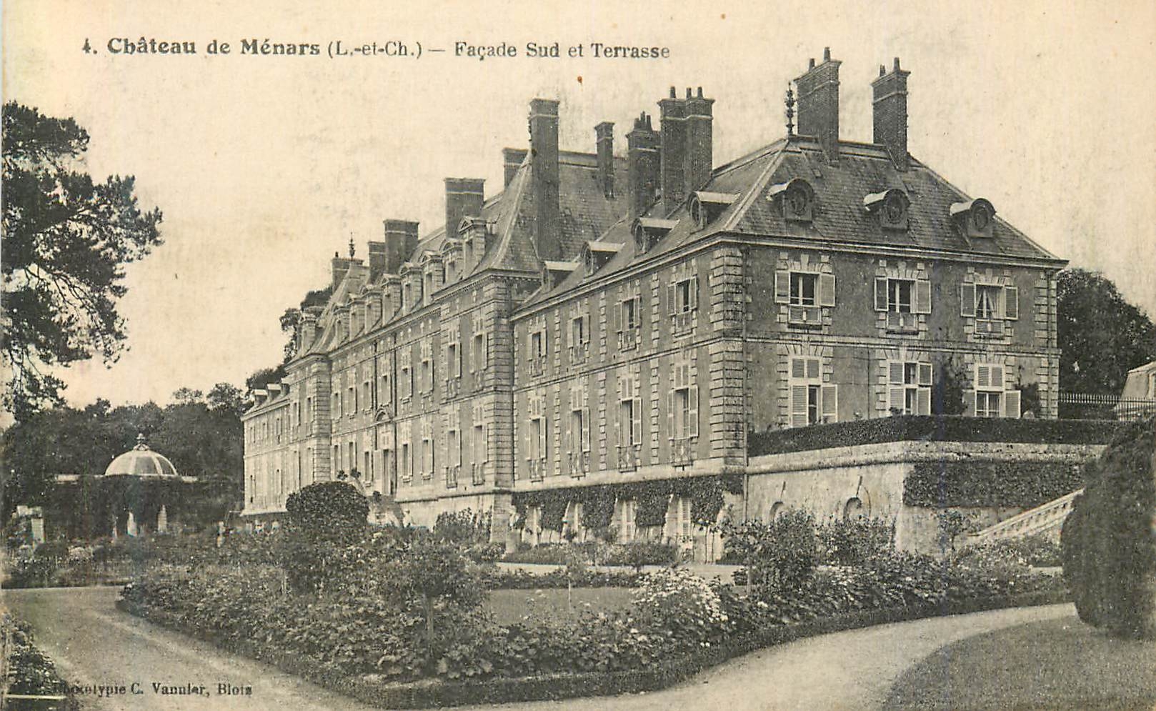 CPA Chateaux de Menars (L et Ch) Facade Sud et Terrasse 