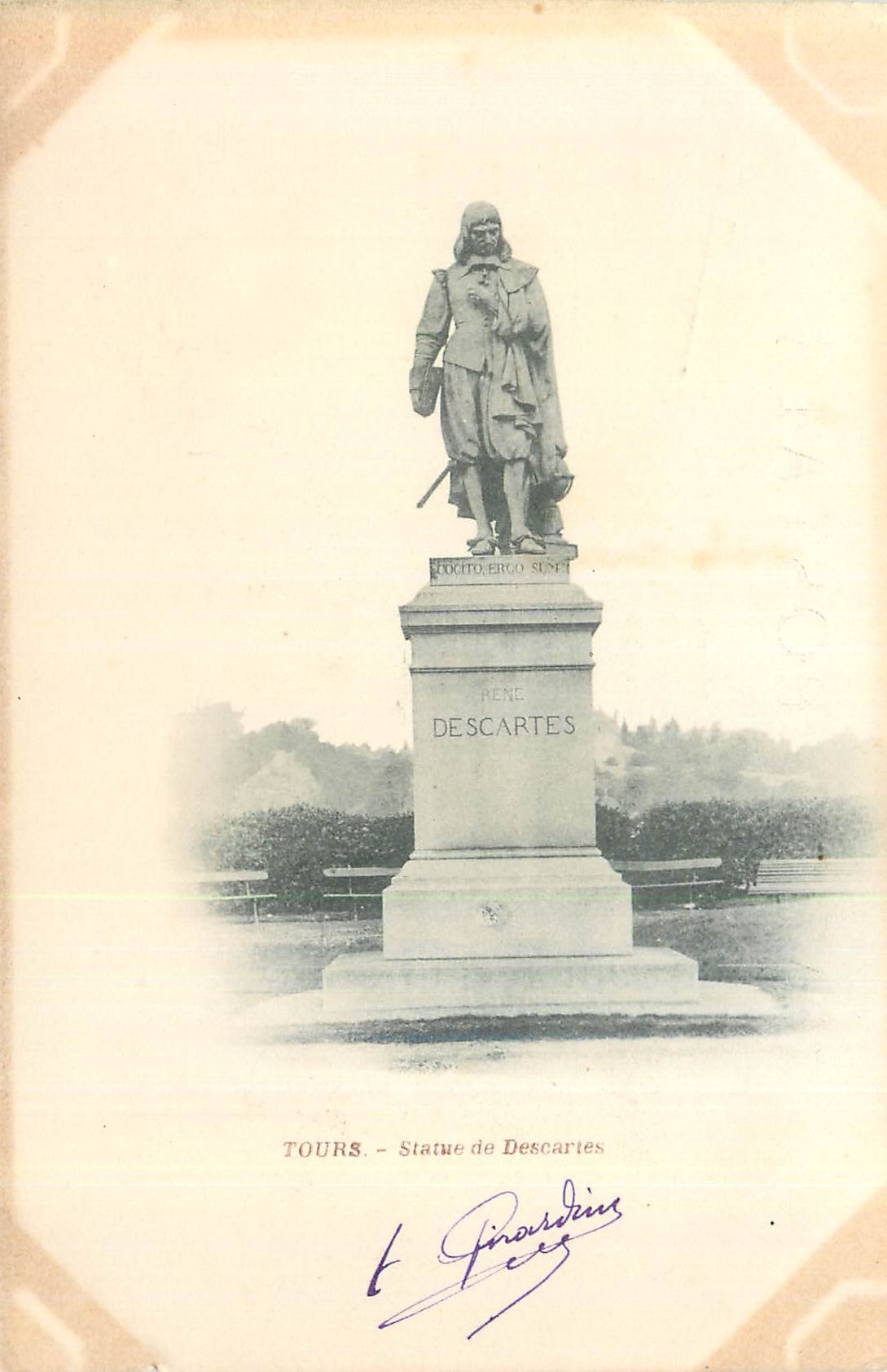 CPA Tours Statue de Descartes (carte 1900)