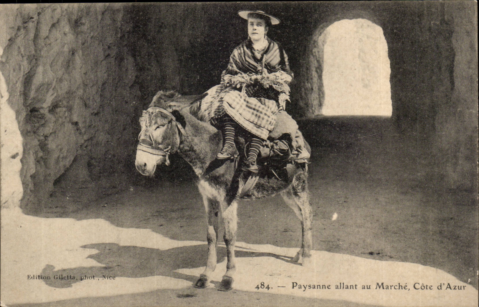 Peasant going to the Market azure Dimensions - ass - CPA donkey