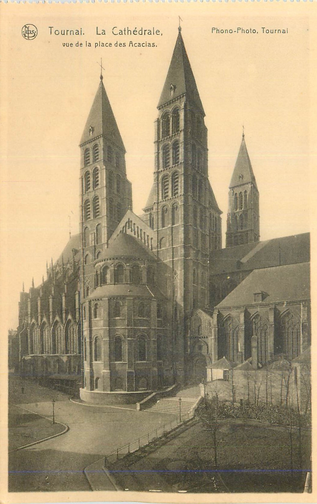 CPA Tournai la Cathedrale Vue de la Place des Acacias