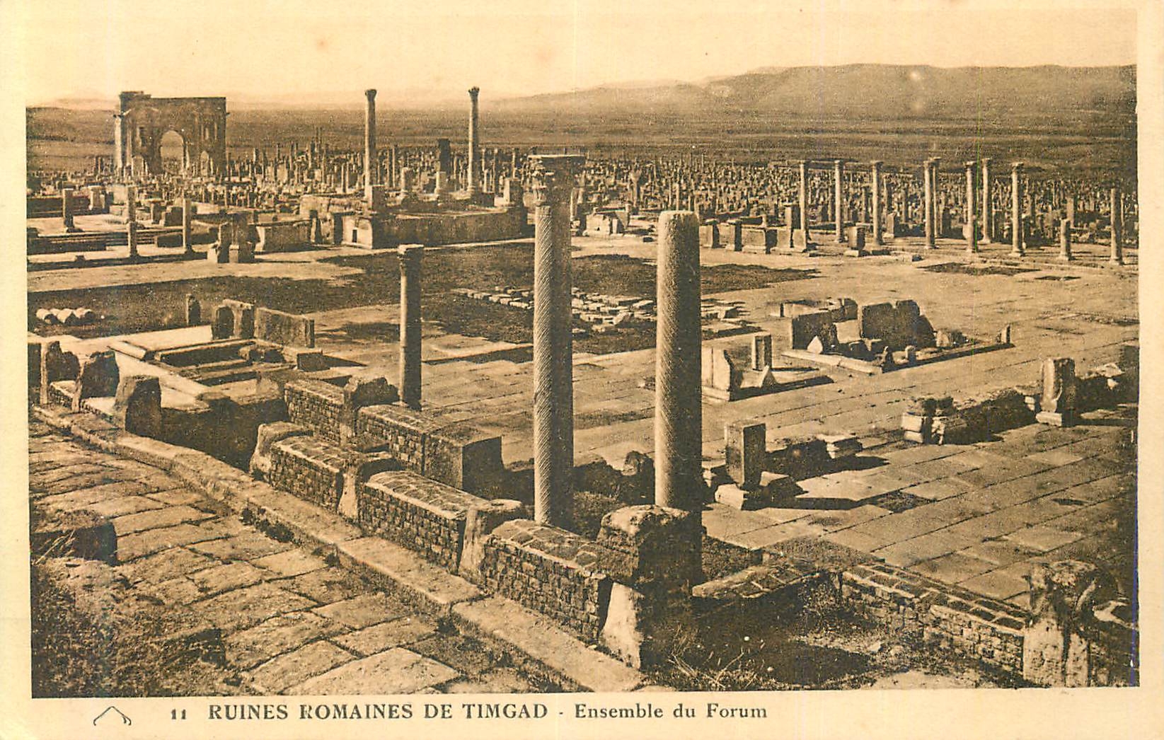 CPA Ruines Romaines de Timgad Ensemble du Forum