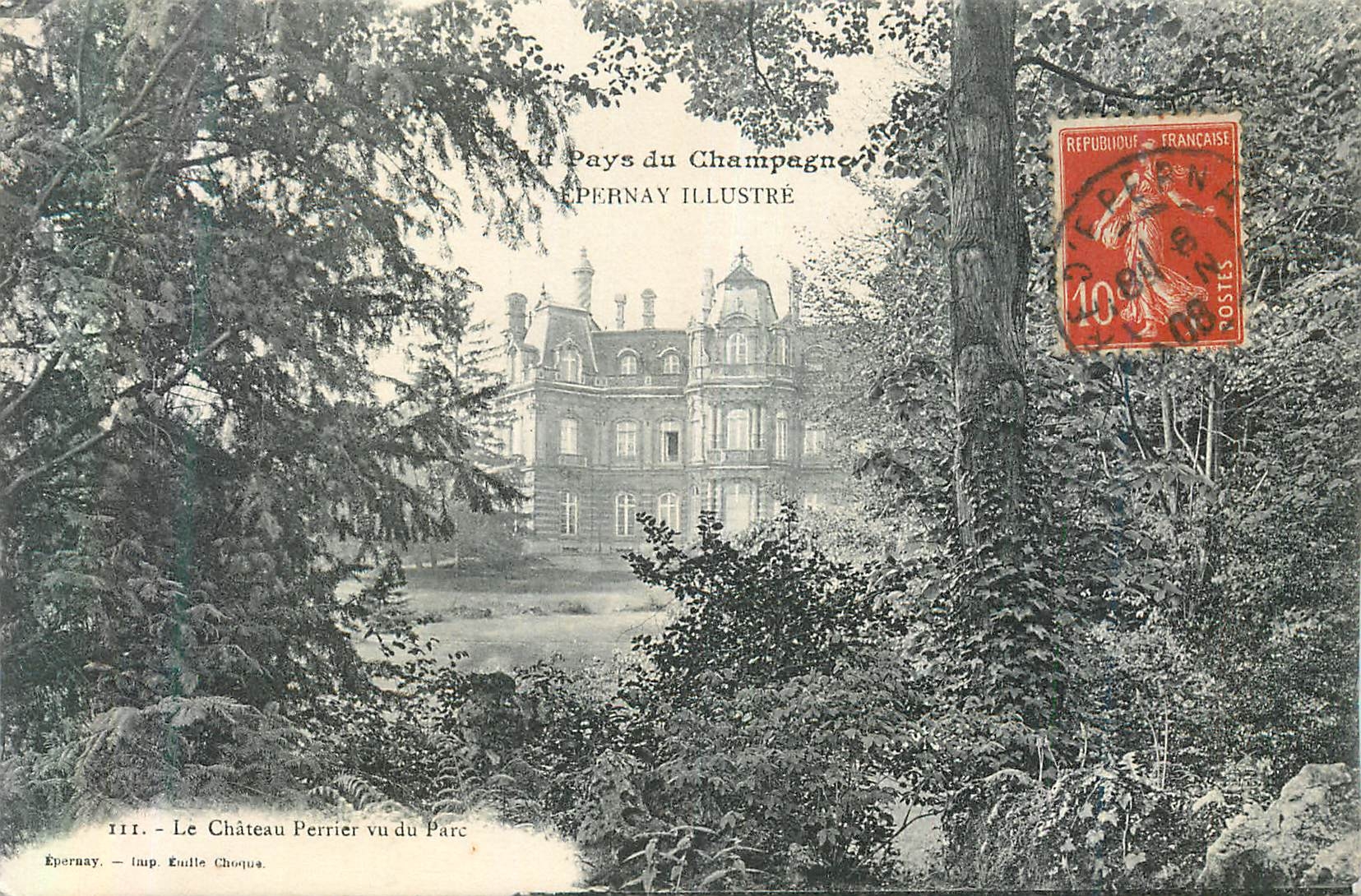 CPA Le chateau Perrier Epernay Illustre vu du Parc