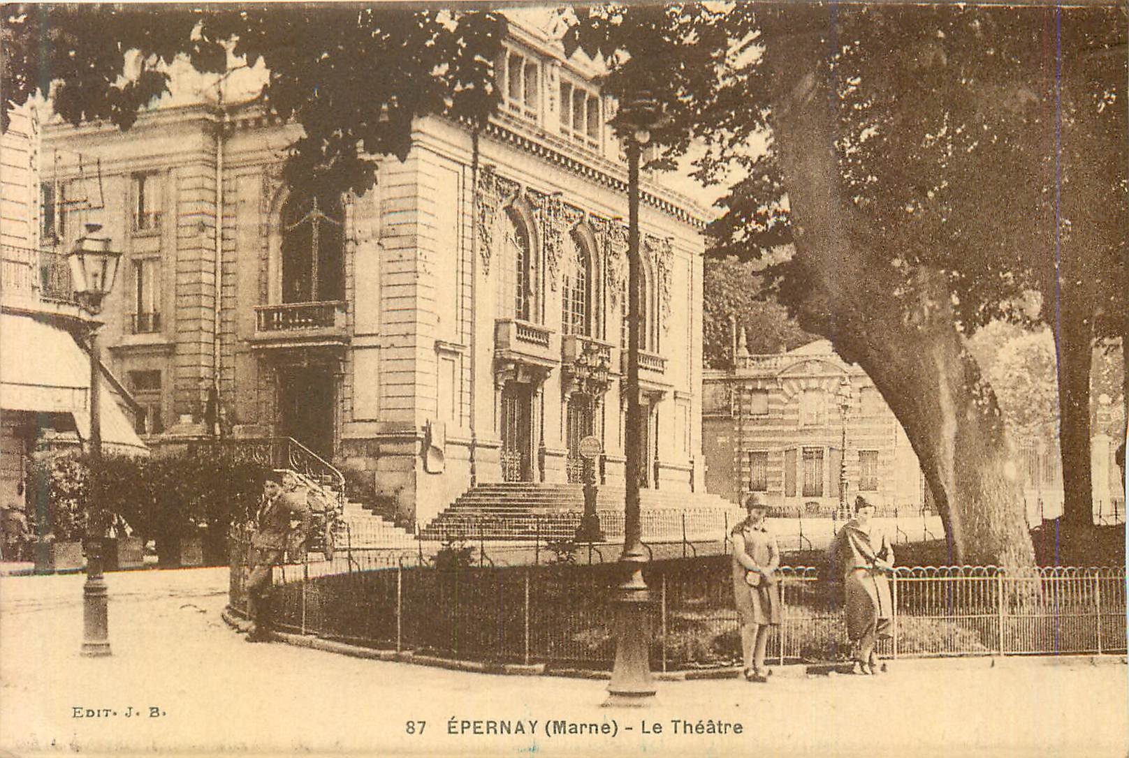 CPA Epernay (Marne) Le Theatre