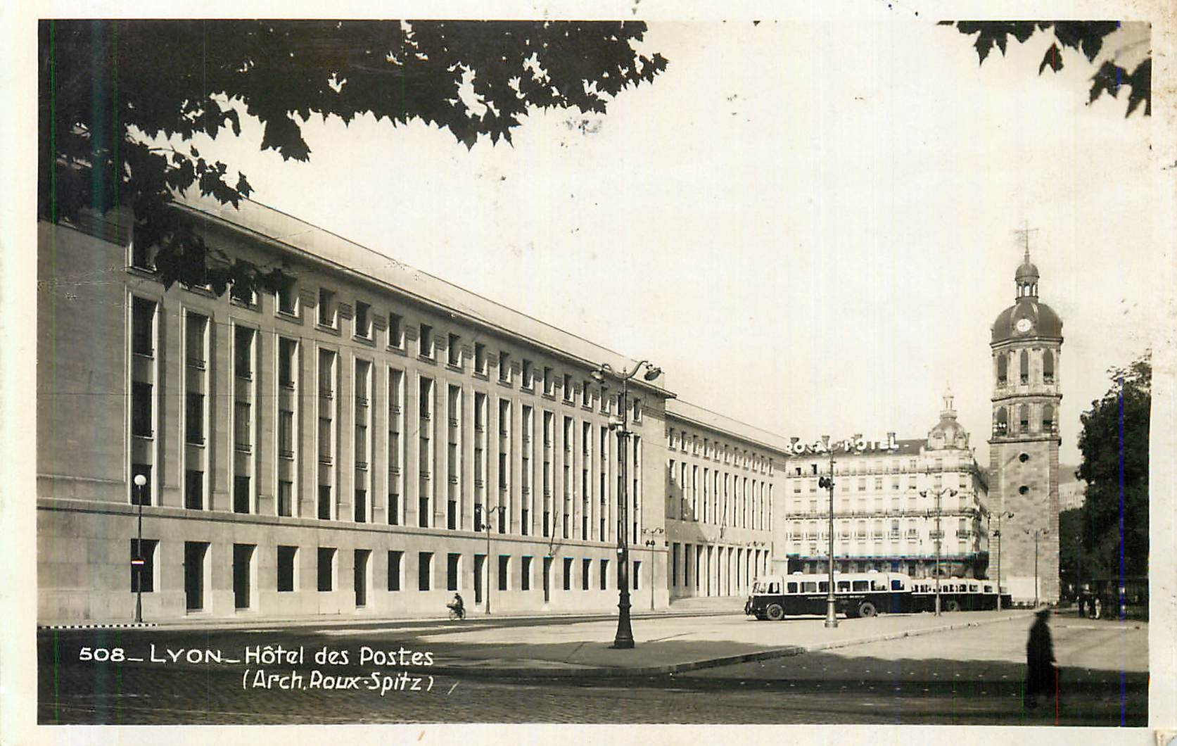 CPM 508 lyon hotel des postes (arch roux spitz)