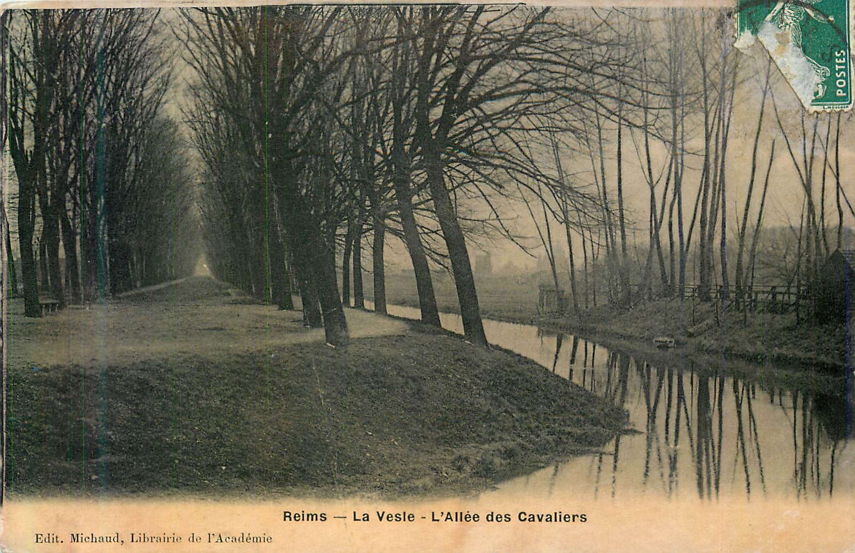 CPA Reims la veste l allees des cavaliers