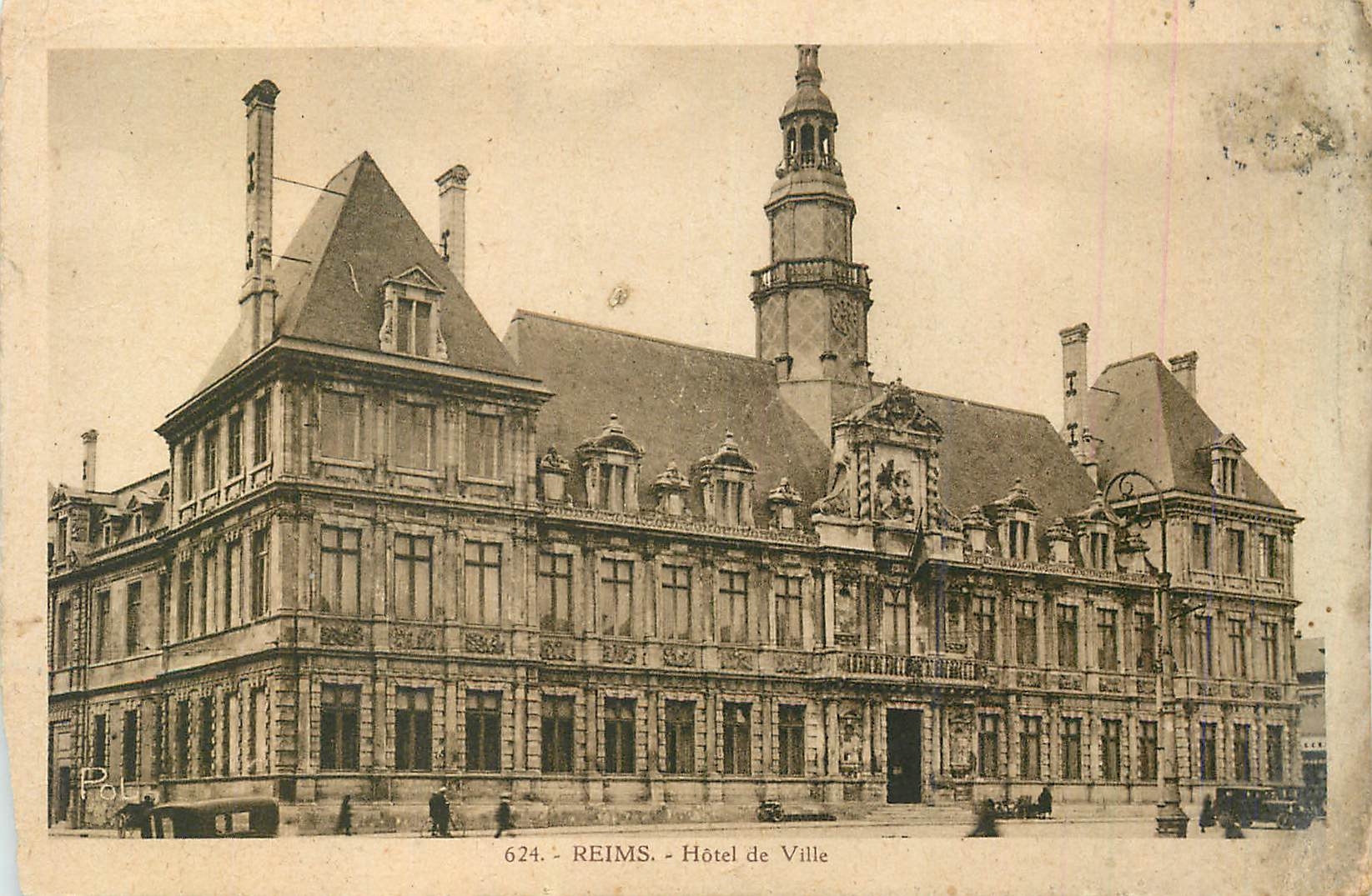 CPA 624 reims hotel de ville