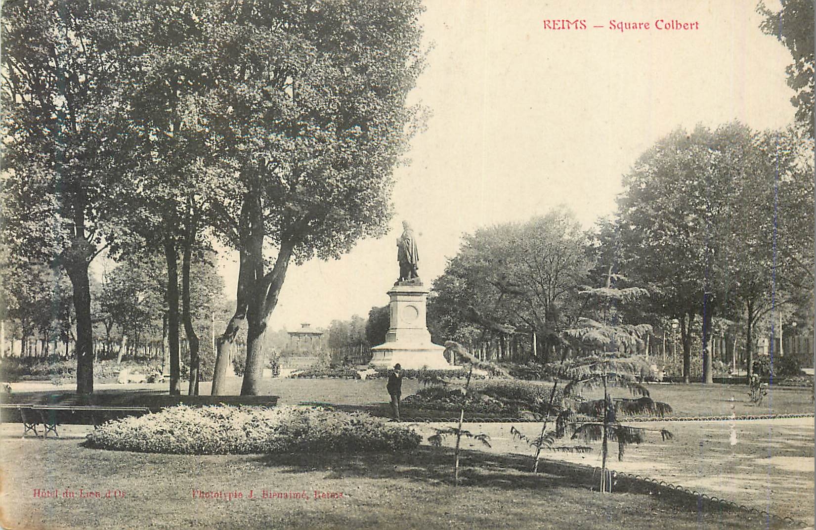 CPA Reims squaire colbert