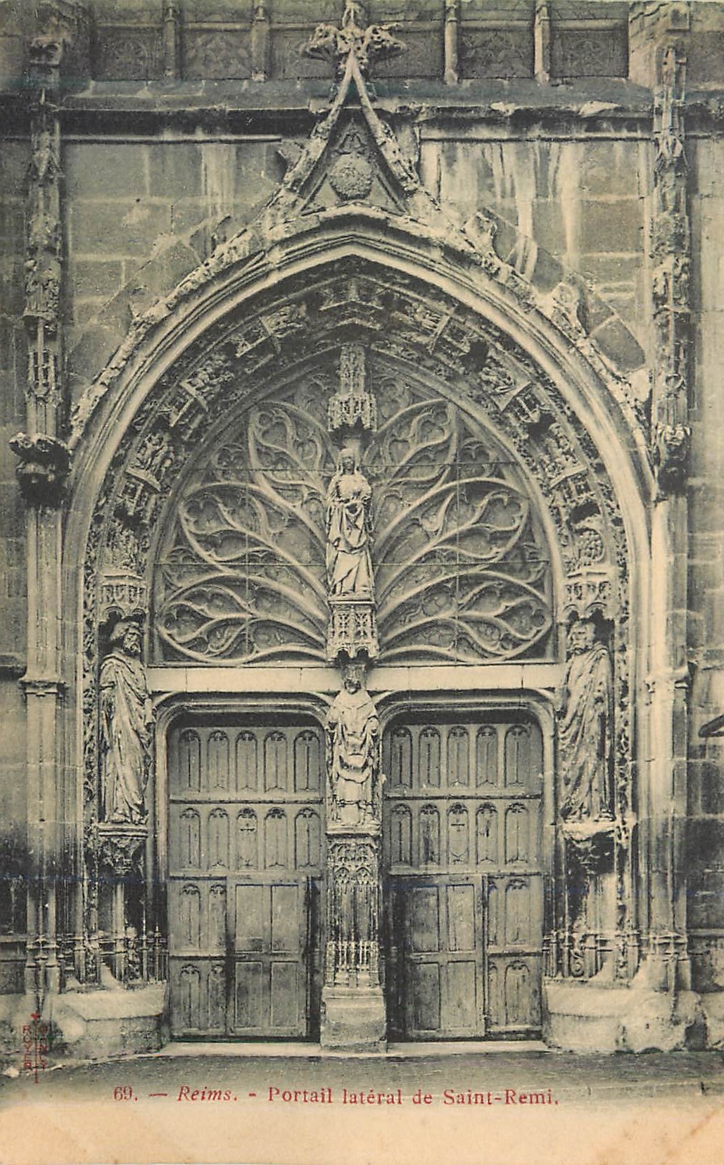 CPA 69 reims portail lateral de saint remi