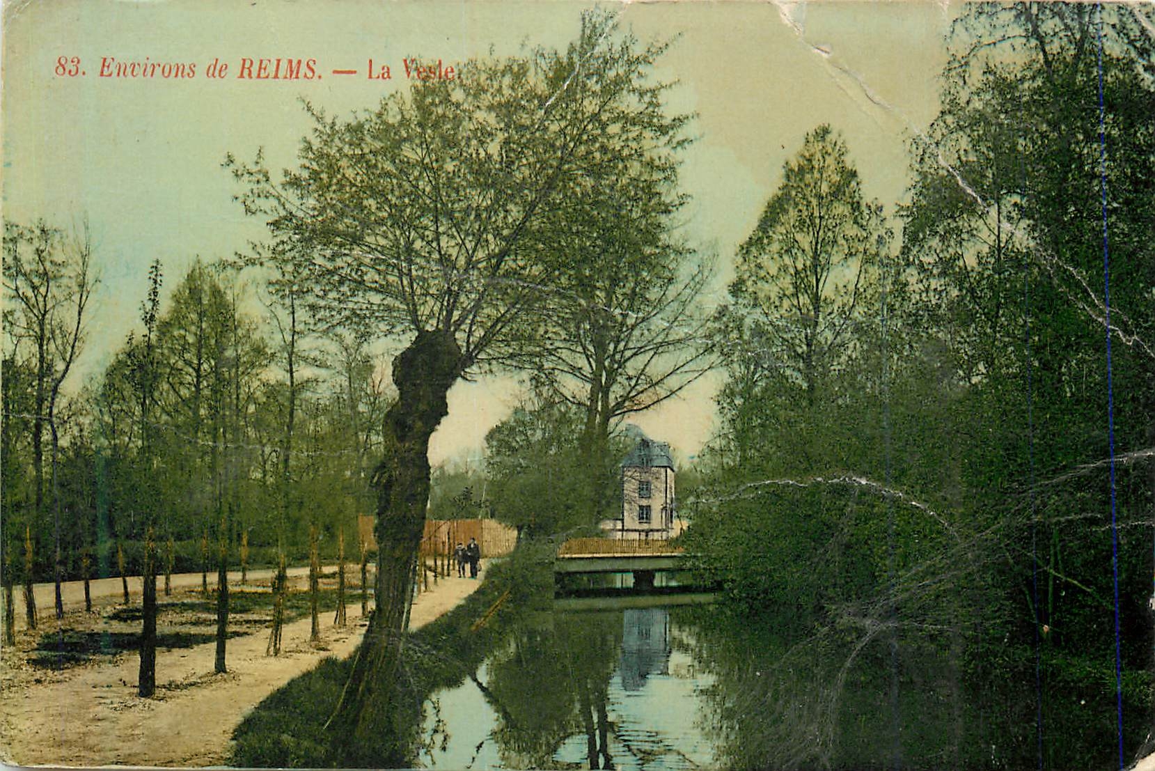 CPA 83 environs de reims la veste