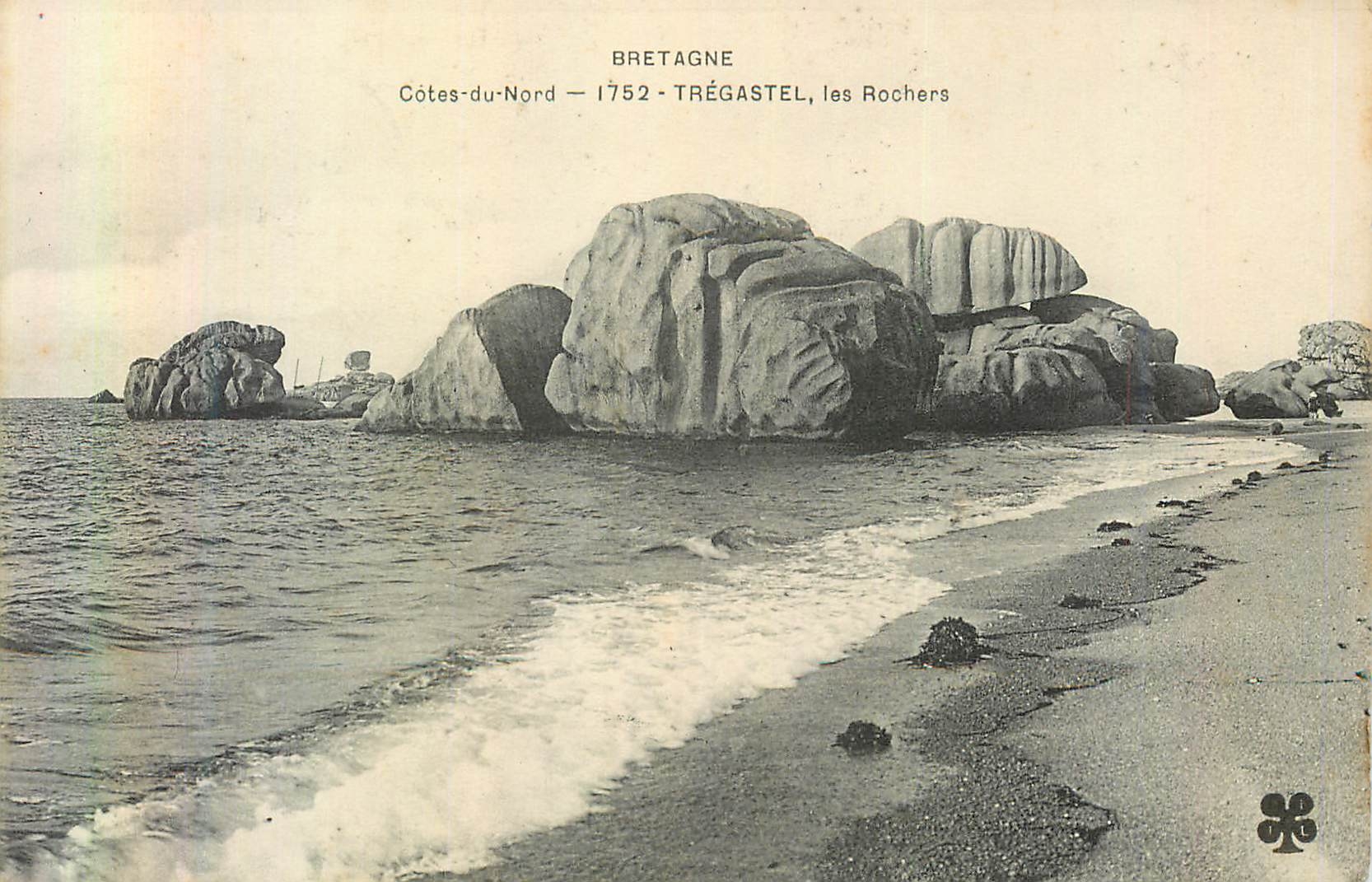 CPA Bretagne Cotes du Nord Tregastel les Rochers