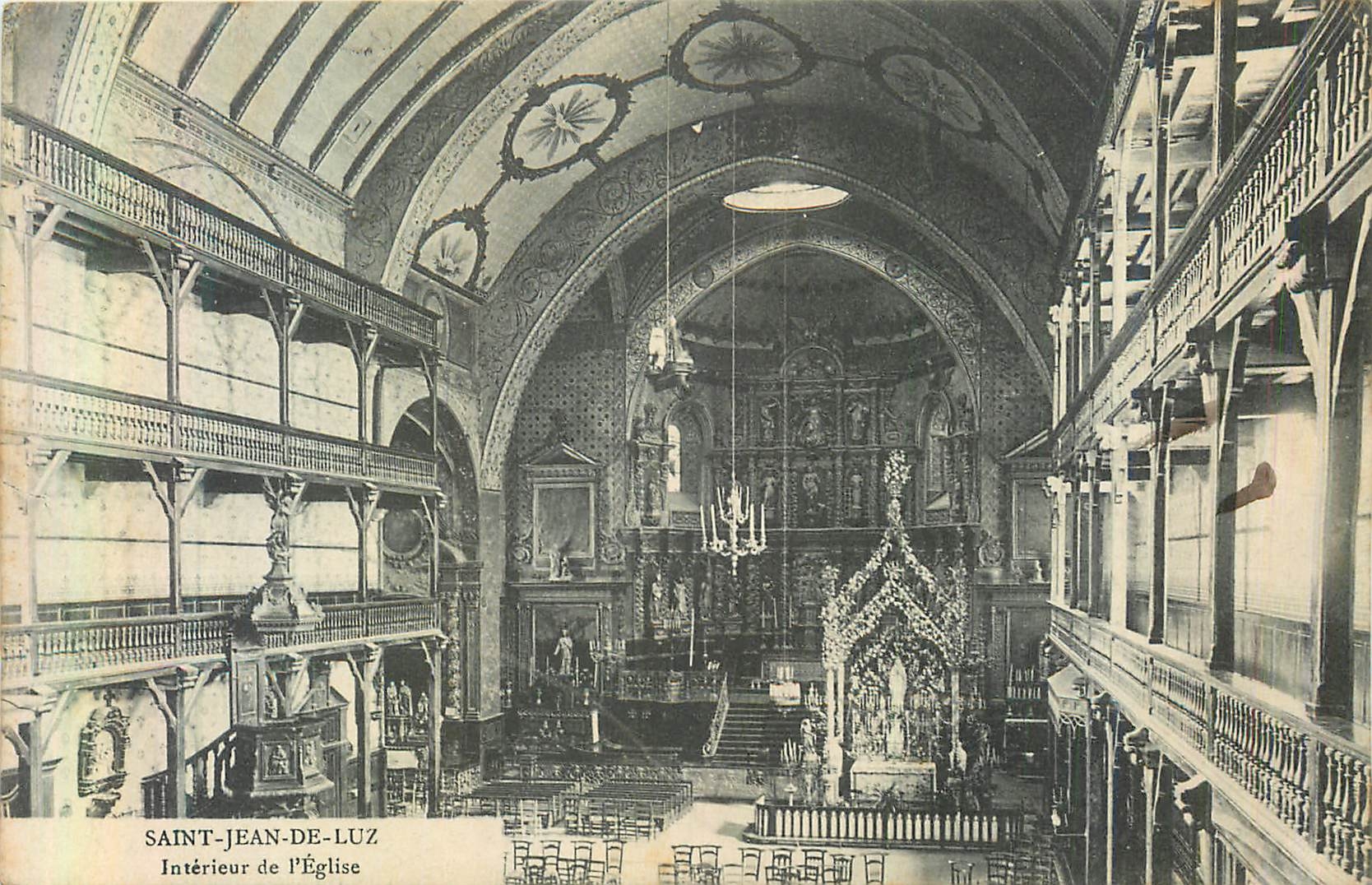 CPA Saint Jean de Luz Interieur de l'Eglise