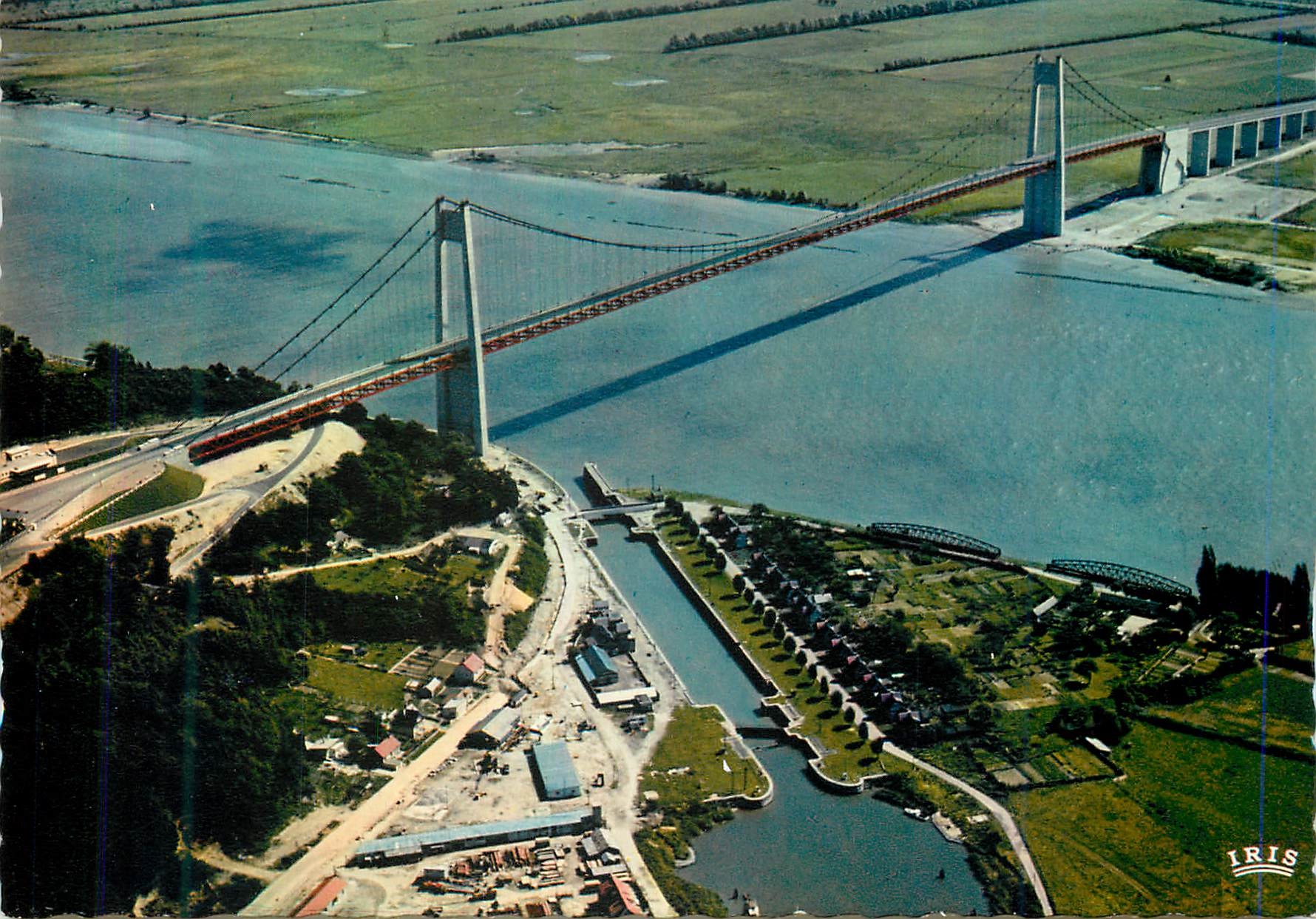 CPM le Pont de Tancarville (Seine Maritime)