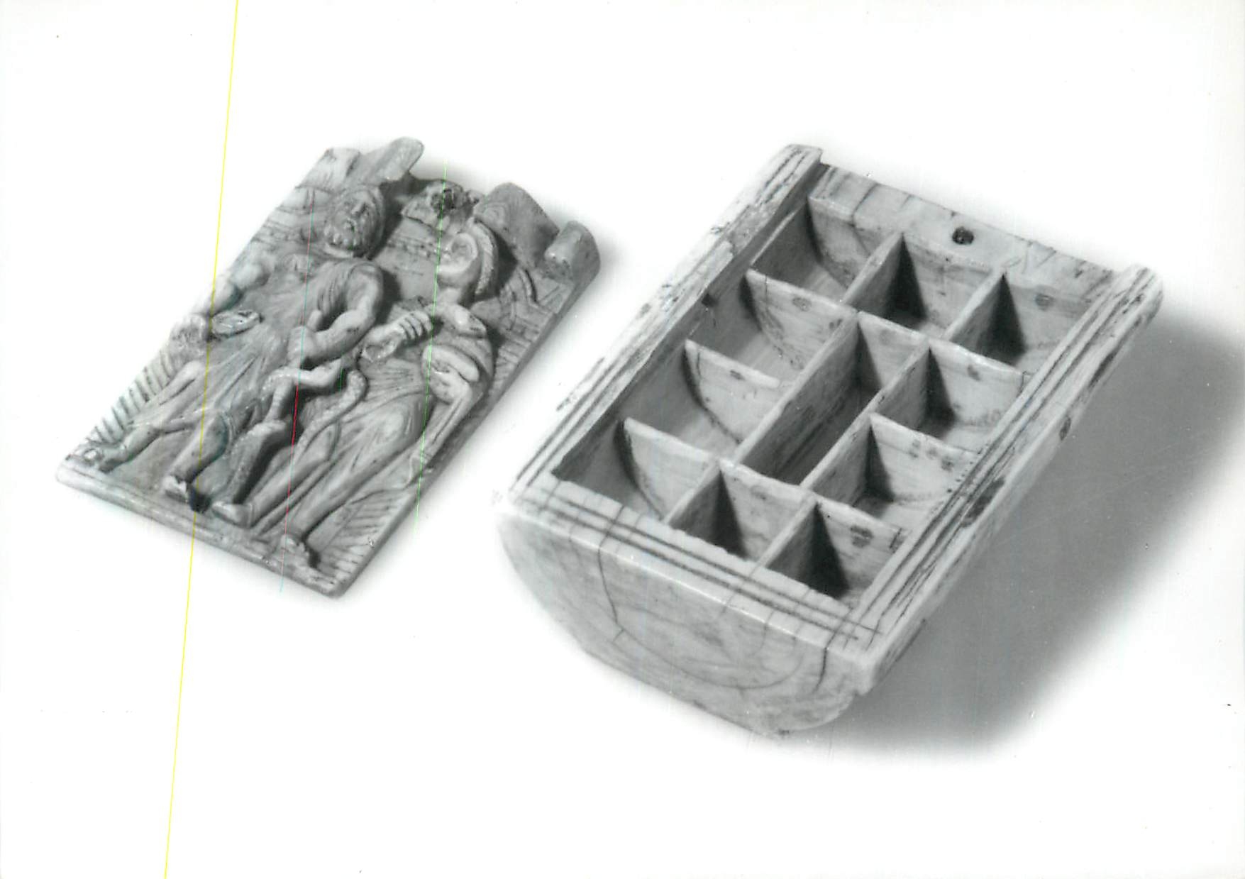 CPM Sion Valais Musee de Valere Boite de Medecine