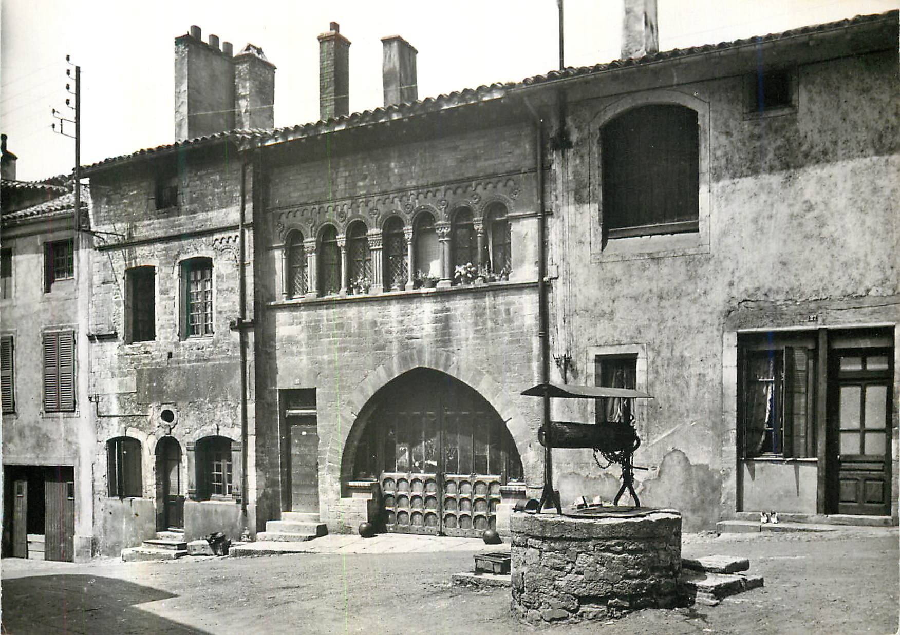CPM Cluny (S et L) Maison Romane
