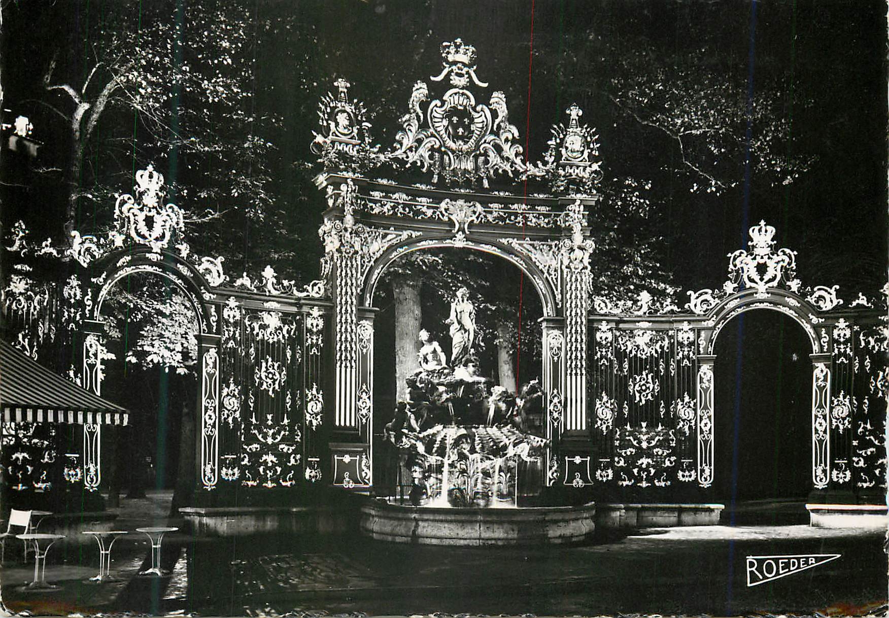 CPM Nancy la Nuit Fontaine d'Amphitrite