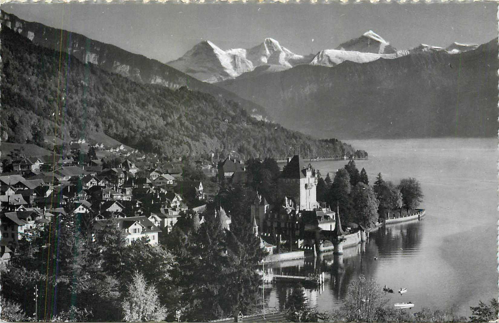 CPM Oberhofen am Thunersee mit Eiger Monch und Jungfrau