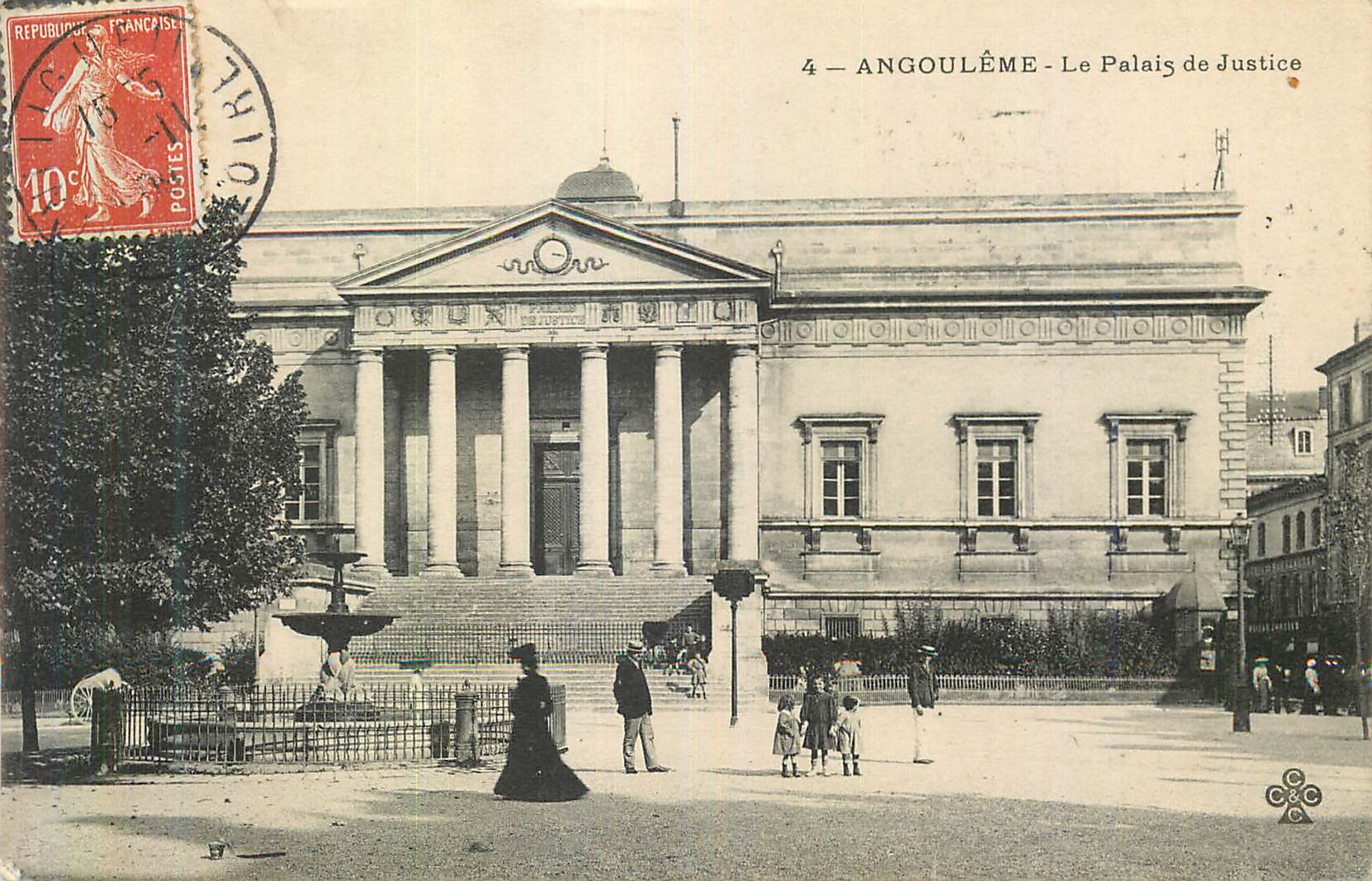 CPA Angouleme Le Palais de Justice