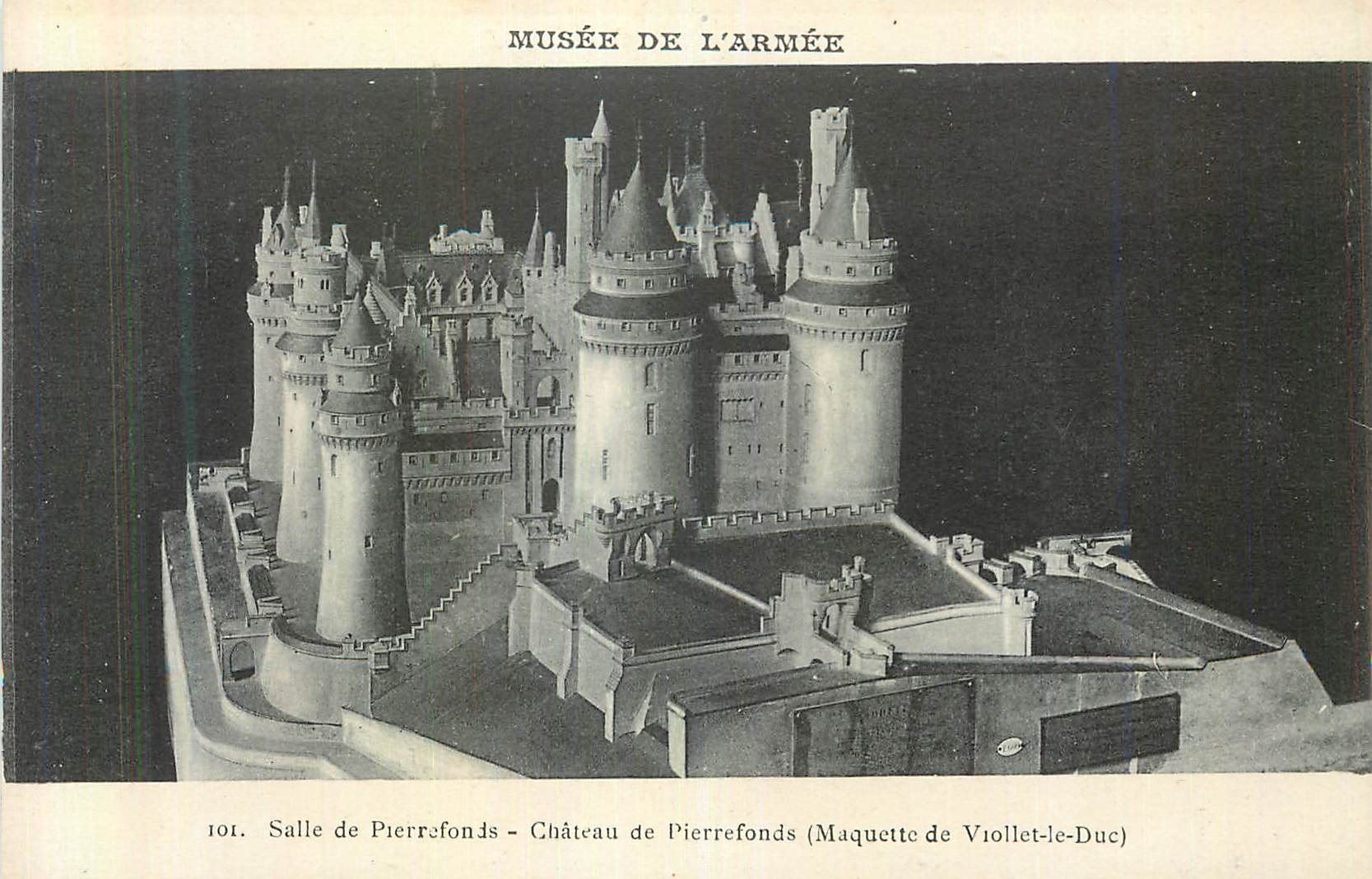 CPA Musee de l'Armee Salle de Pierrefonds Chateau de Pierrefonds (Maquette de Viollet le Duc)