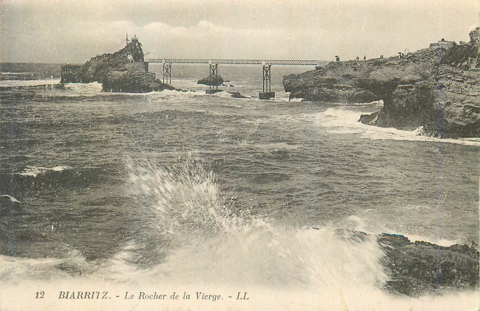 CPA Biarritz Le Rocher de la Vierge