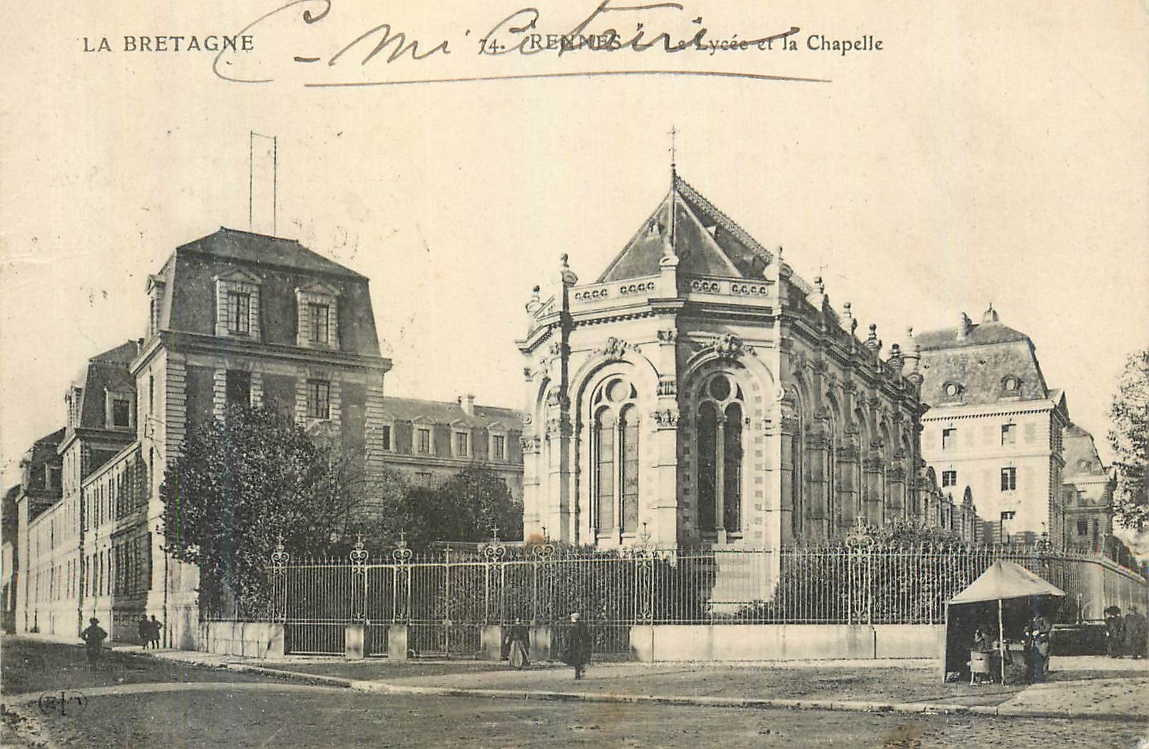 CPA Rennes le Lycee et la Chapelle le Bretagne