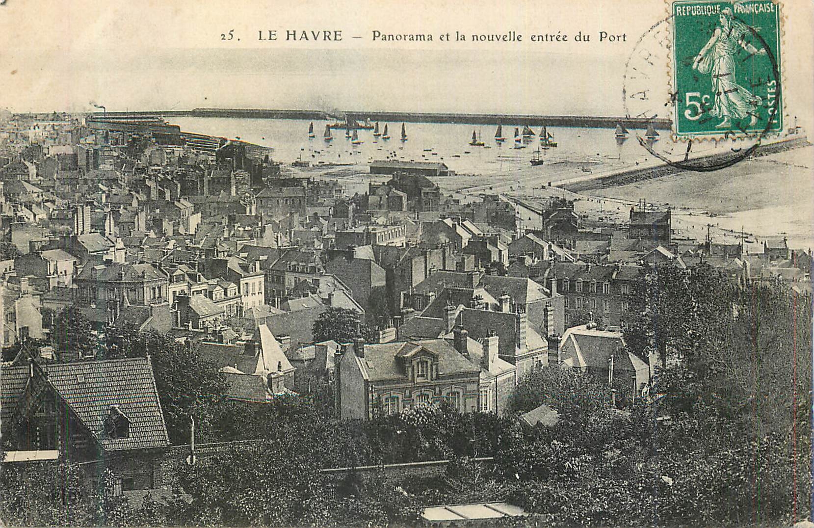 CPA le Havre Panorama et la Nouvelle Entree du Port