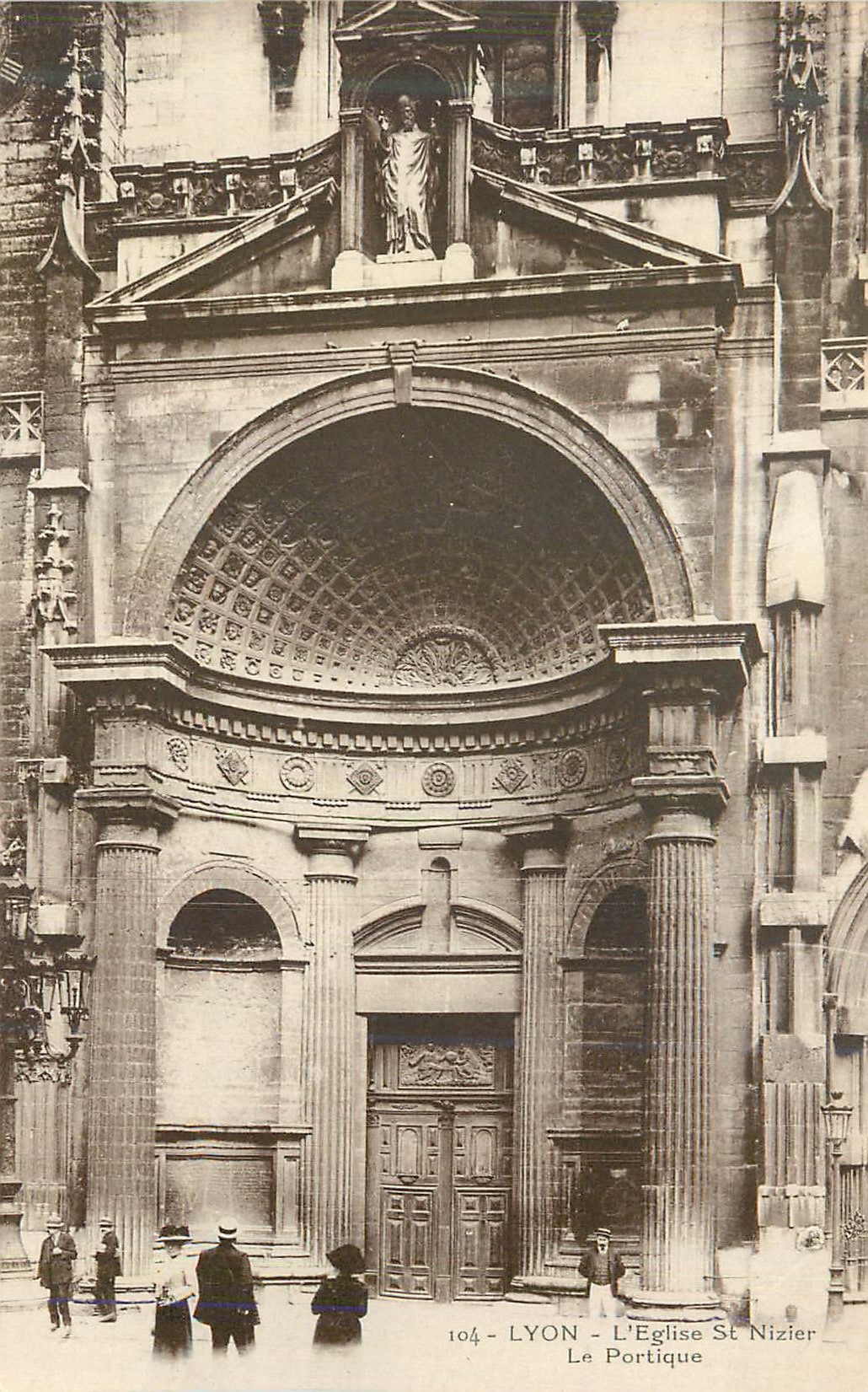 CPA Lyon L'Eglise St Nizier La Portique