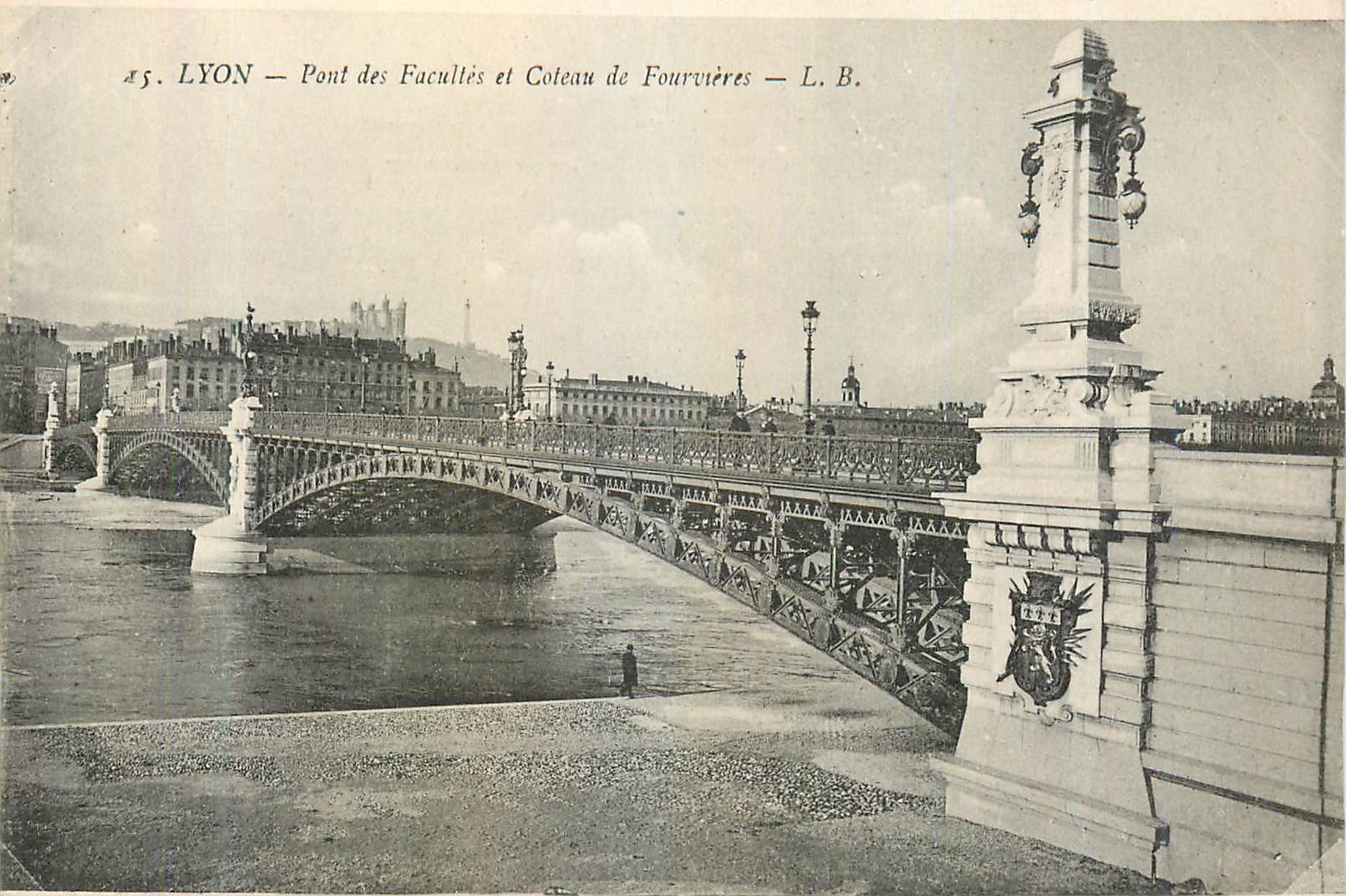 CPA Lyon Font des Facultes et Coteau de Fourvieres