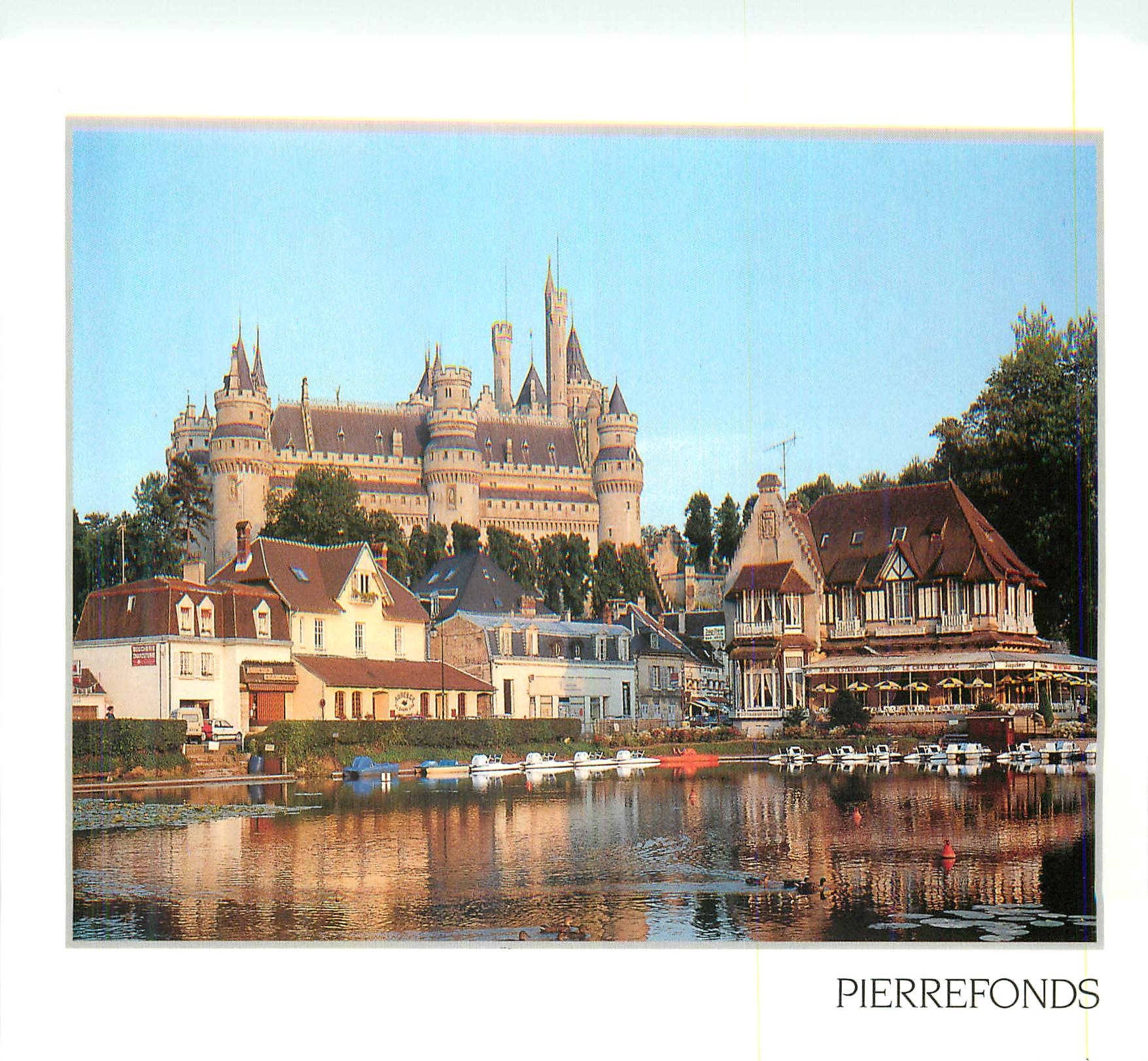 CPM Pierrefonds (Oise) Le Chateau et l'Etang