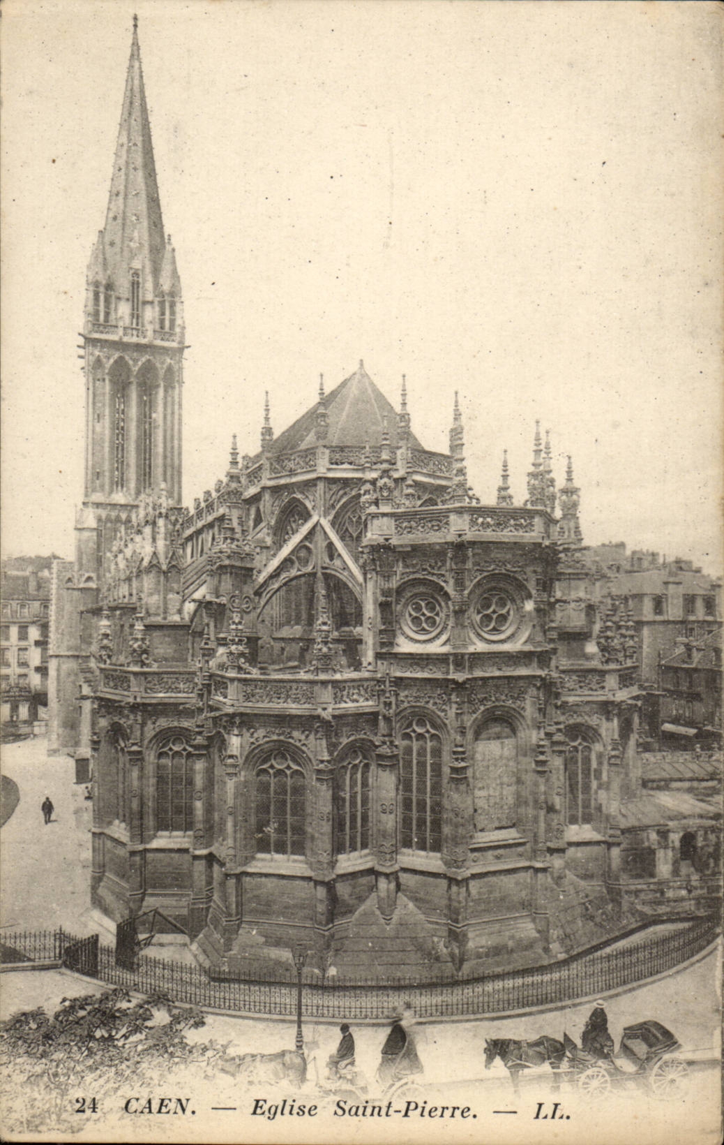 Caen - Kirche-Saint Pierre CPA