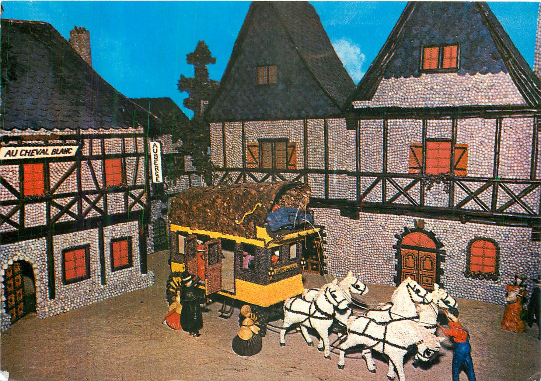 CPM Plouharnel Le Galion Relais Postal (Au Cheval Blanc)Realise uniquement en Coquillage par Sam
