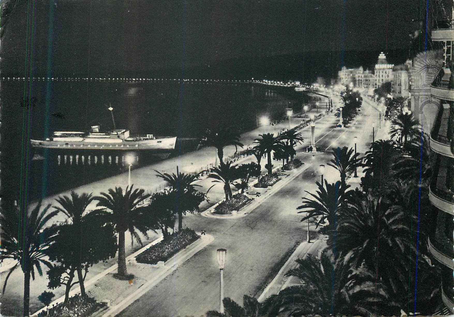 CPM Nice la nuit Promenade en mer Bateau