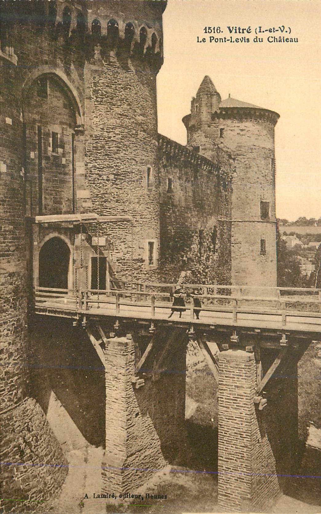 CPA Vitre (I et V)Le Pont Levis du Chateau