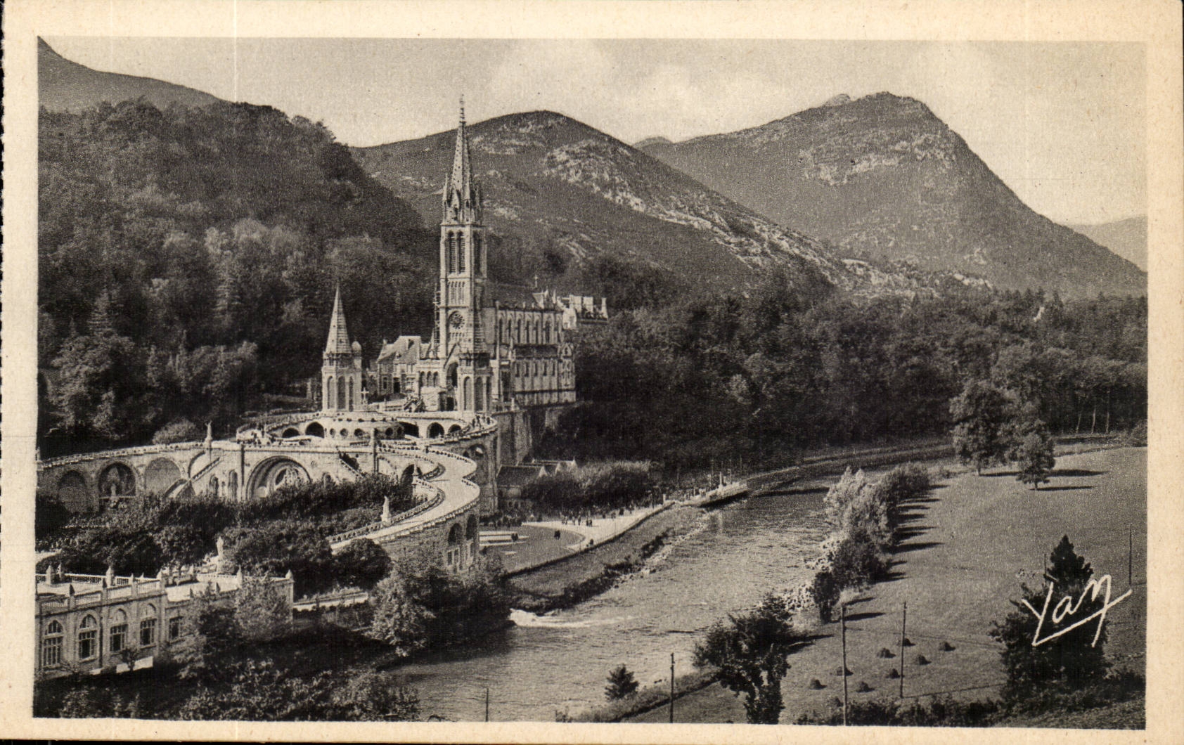 Lourdes - the Basilica and Gave - CPA