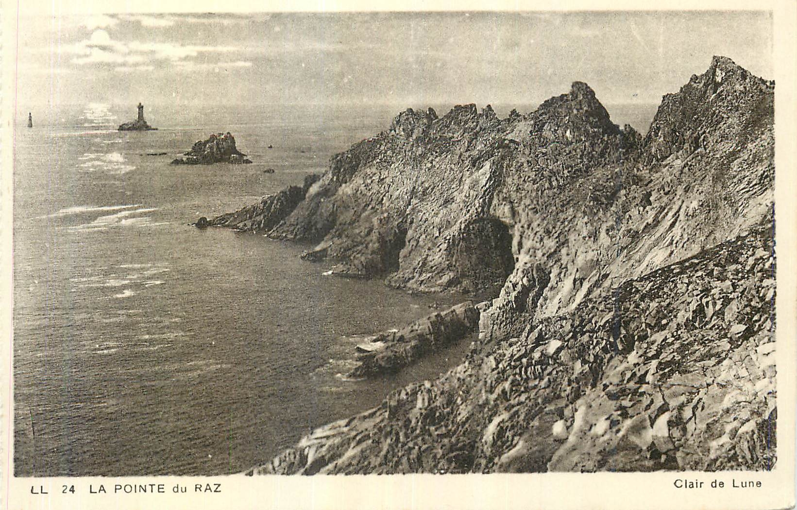 CPA La Pointe du Raz Clair de Lune