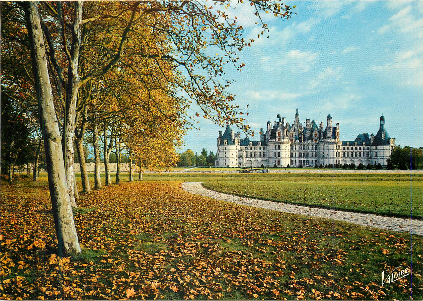 CPM Chambord Loir et Cher Le parc et la facade nord ouest du chateau