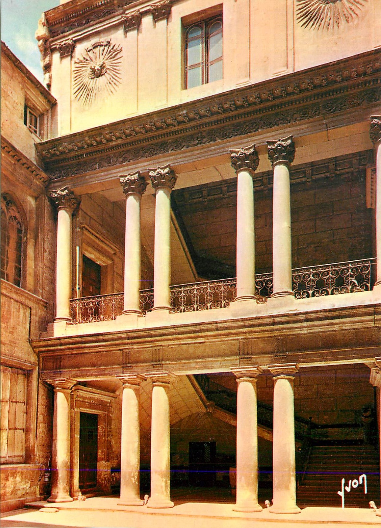 CPM Montpellier Herault Marais Montpellierain L Hotel des Tresoriers de France 