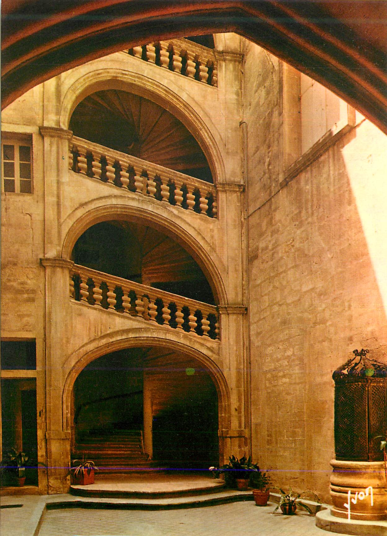 CPM Montpellier Herault Marais Montpellierain L Hotel de Mirman 