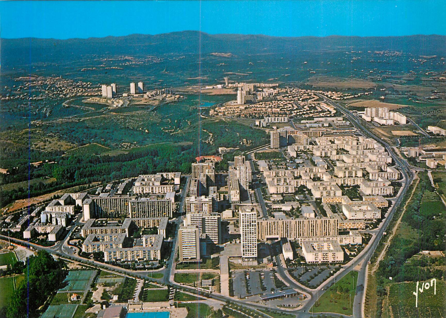 CPM Montpellier (Herault) Vue Generale de La Paillade