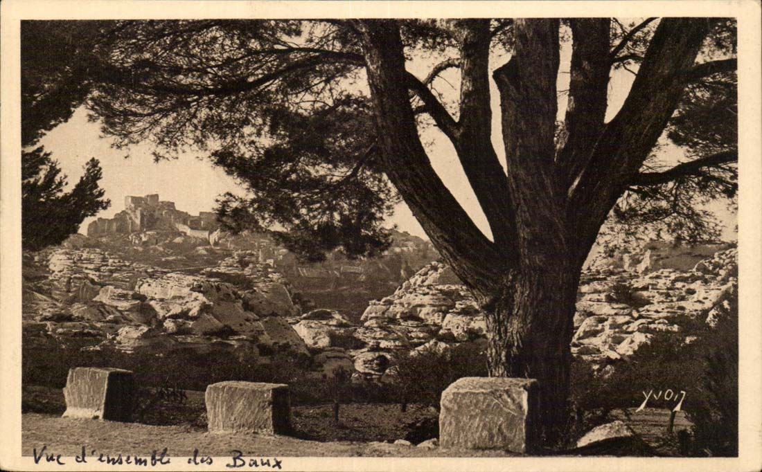 Landscapes and stones of Provence CPA Overall picture of the Beams
