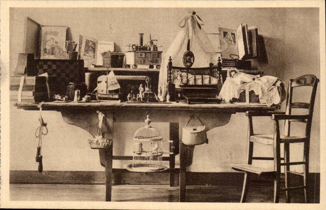 CPA Buissonnets toys of the small Therese conservee in Buissonnets