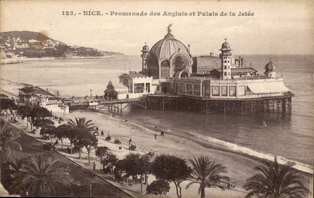 Nice CPA Walk of English and palate of the pier