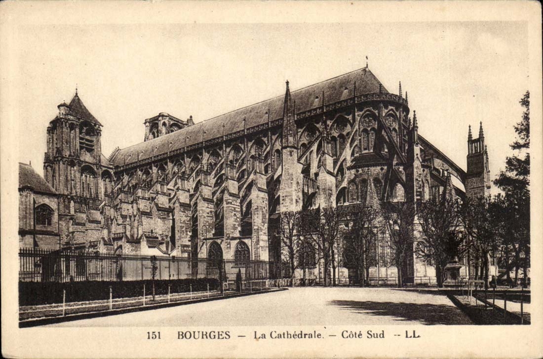 Bourges CPA the cathedral southern part